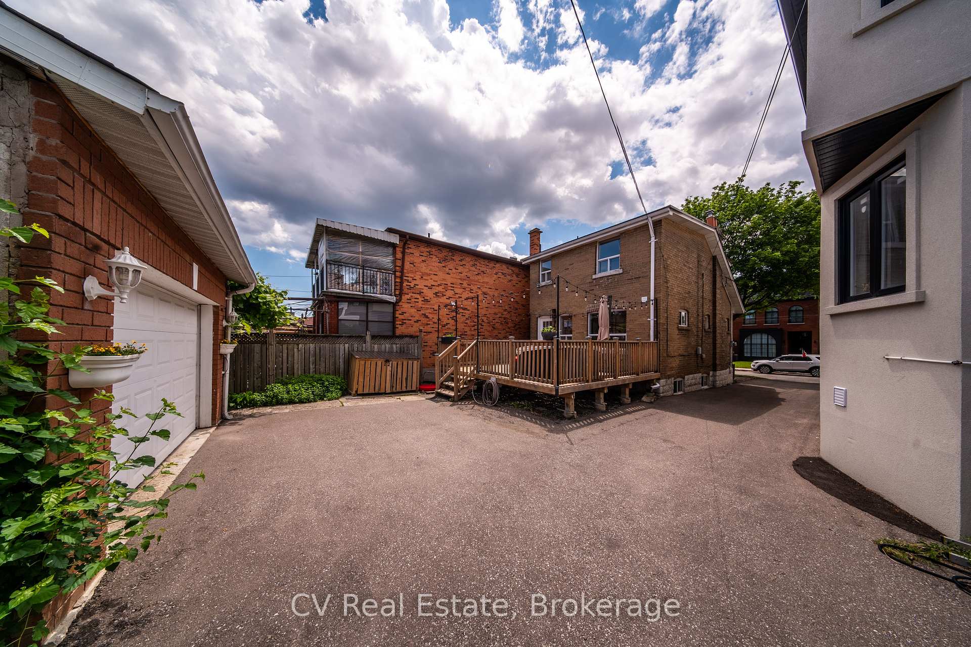 Photo 31 of 117 Regent Street, Toronto, Keelesdale-Eglinton West — HOMEH