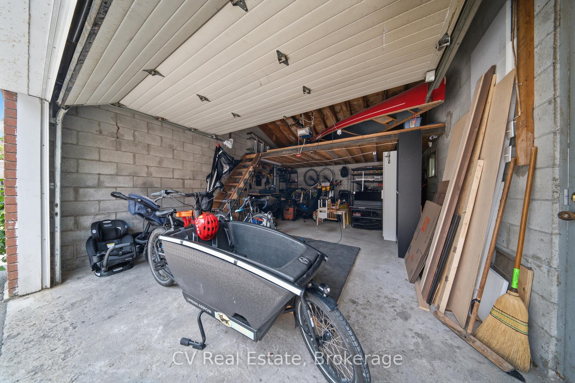 Photo 34 of 117 Regent Street, Toronto, Keelesdale-Eglinton West — HOMEH
