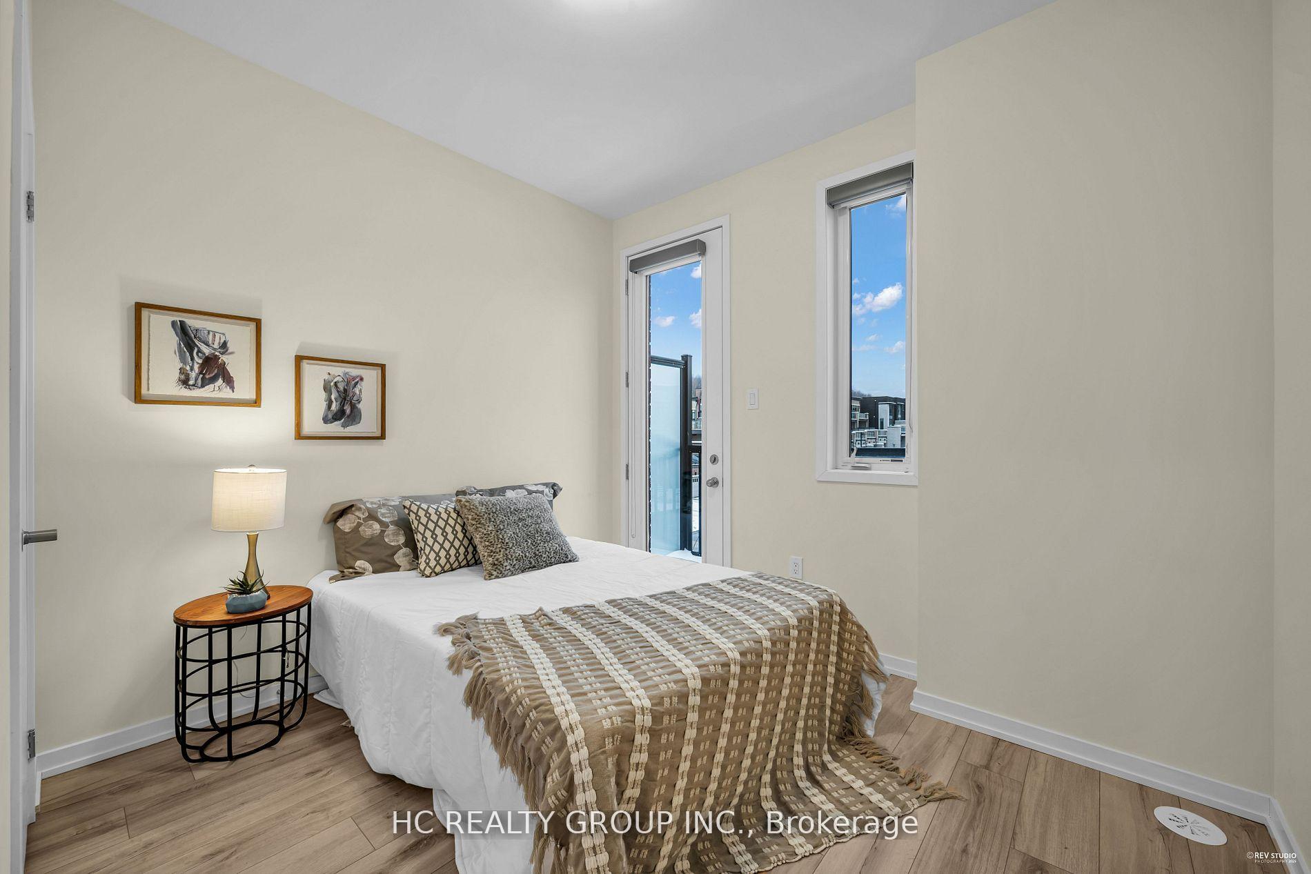 Photo 2 of 95 Crimson Forest Drive, Vaughan, Patterson — HOMEH