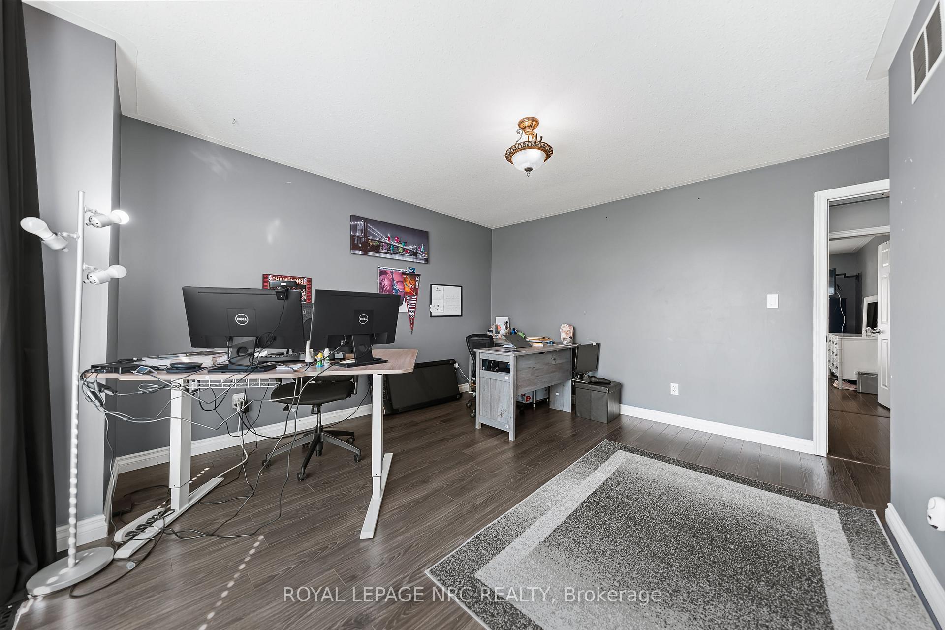 Photo 25 of 1052 Vansickle Road N, St. Catharines, Grapeview — HOMEH