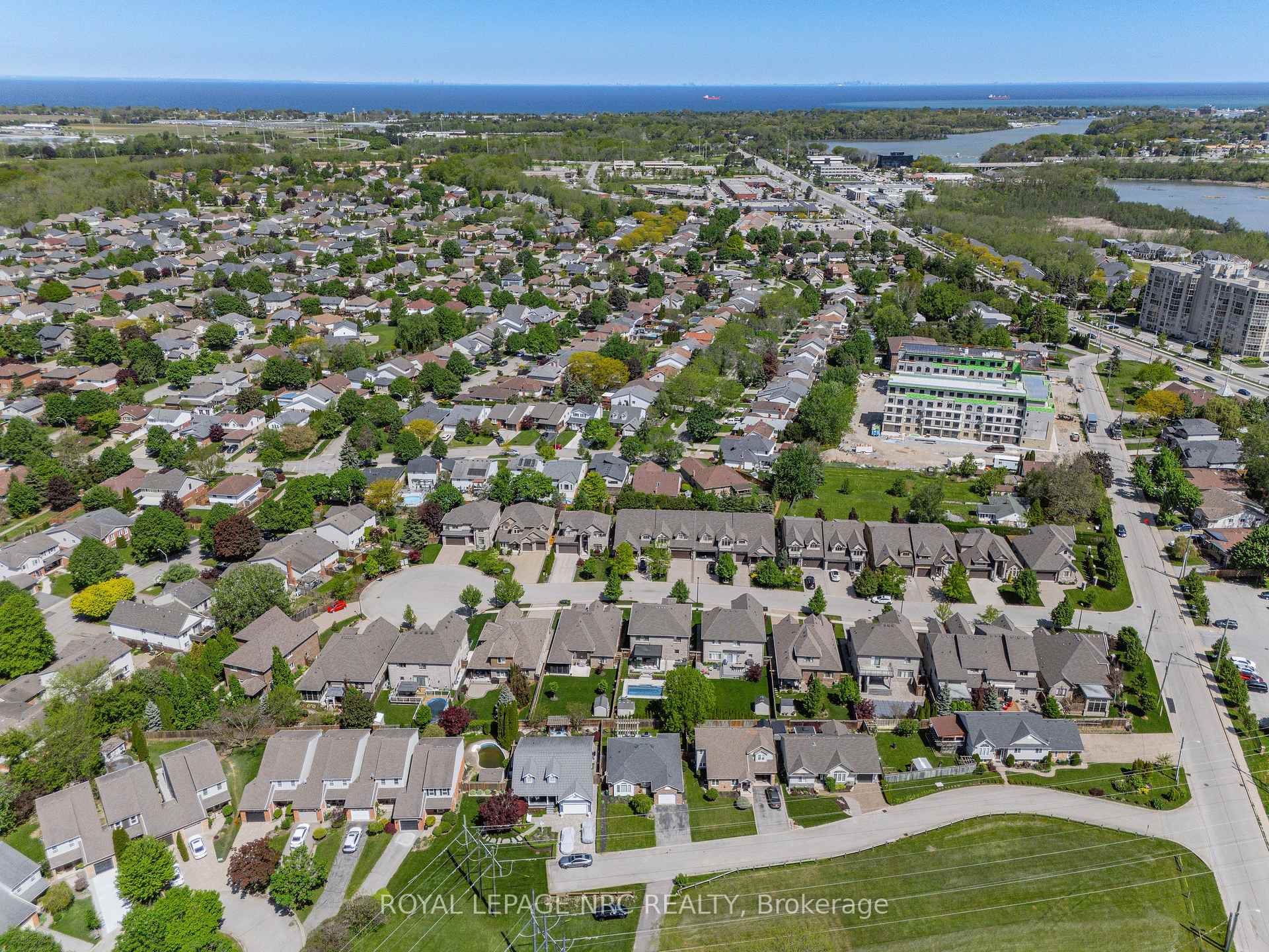 Photo 40 of 1052 Vansickle Road N, St. Catharines, Grapeview — HOMEH