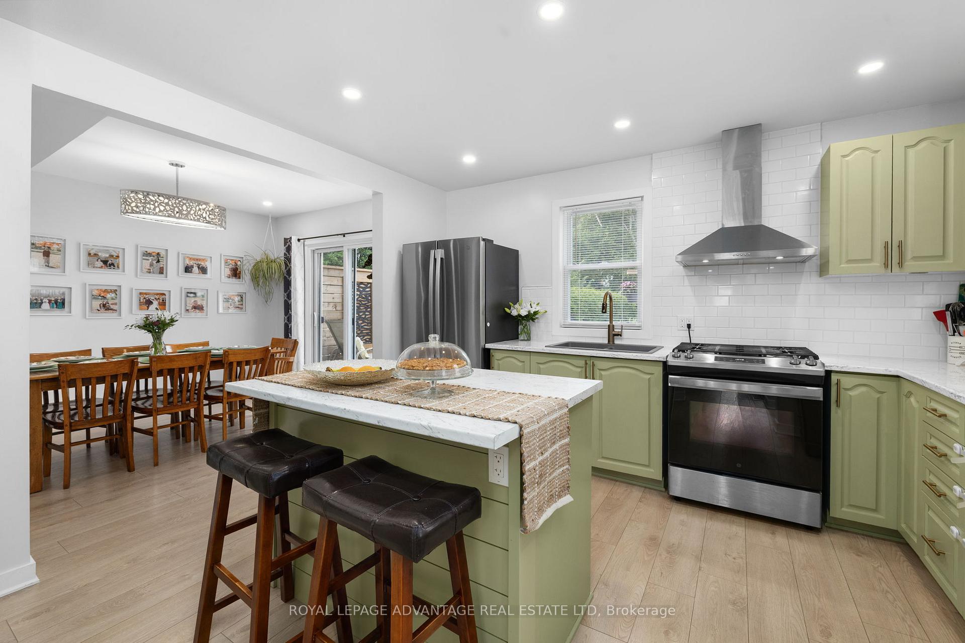 Photo 4 of 70 Abel Street, Smiths Falls, Smiths Falls — HOMEH