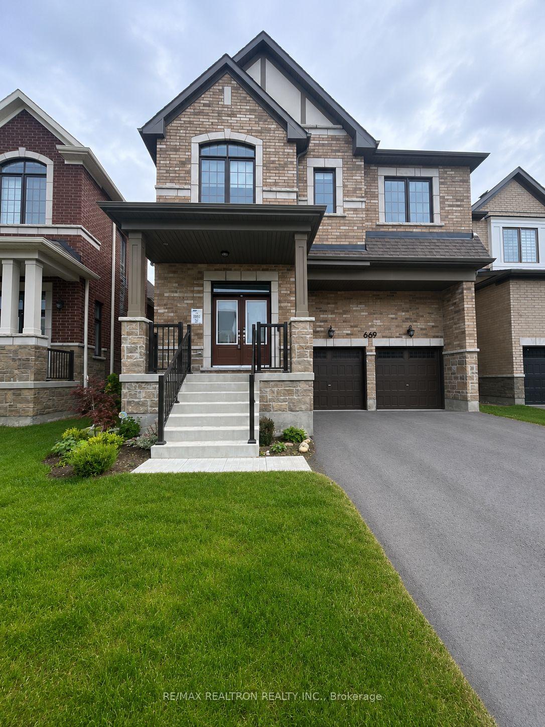 Photo 1 of 669 Newlove Street, Innisfil, Rural Innisfil — HOMEH