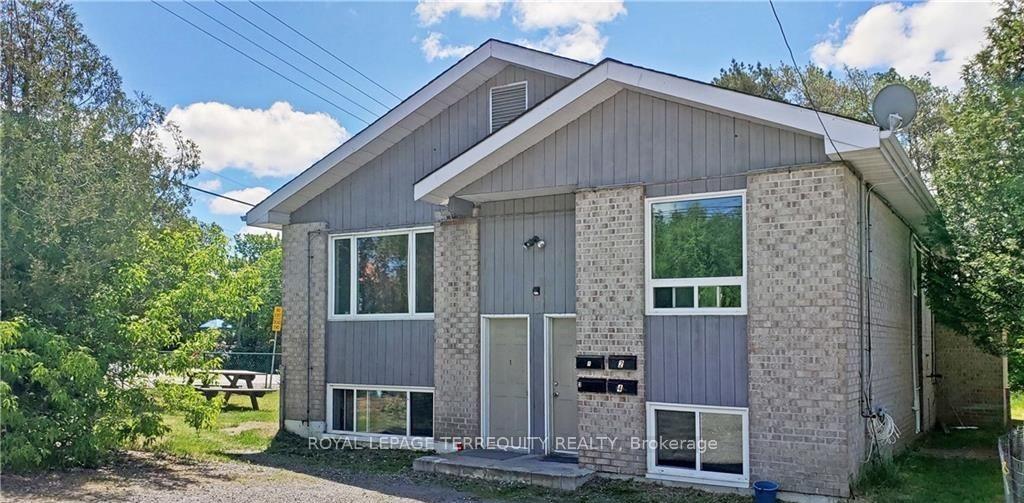 Photo 2 of 1 Melissa Street, Parry Sound — HOMEH