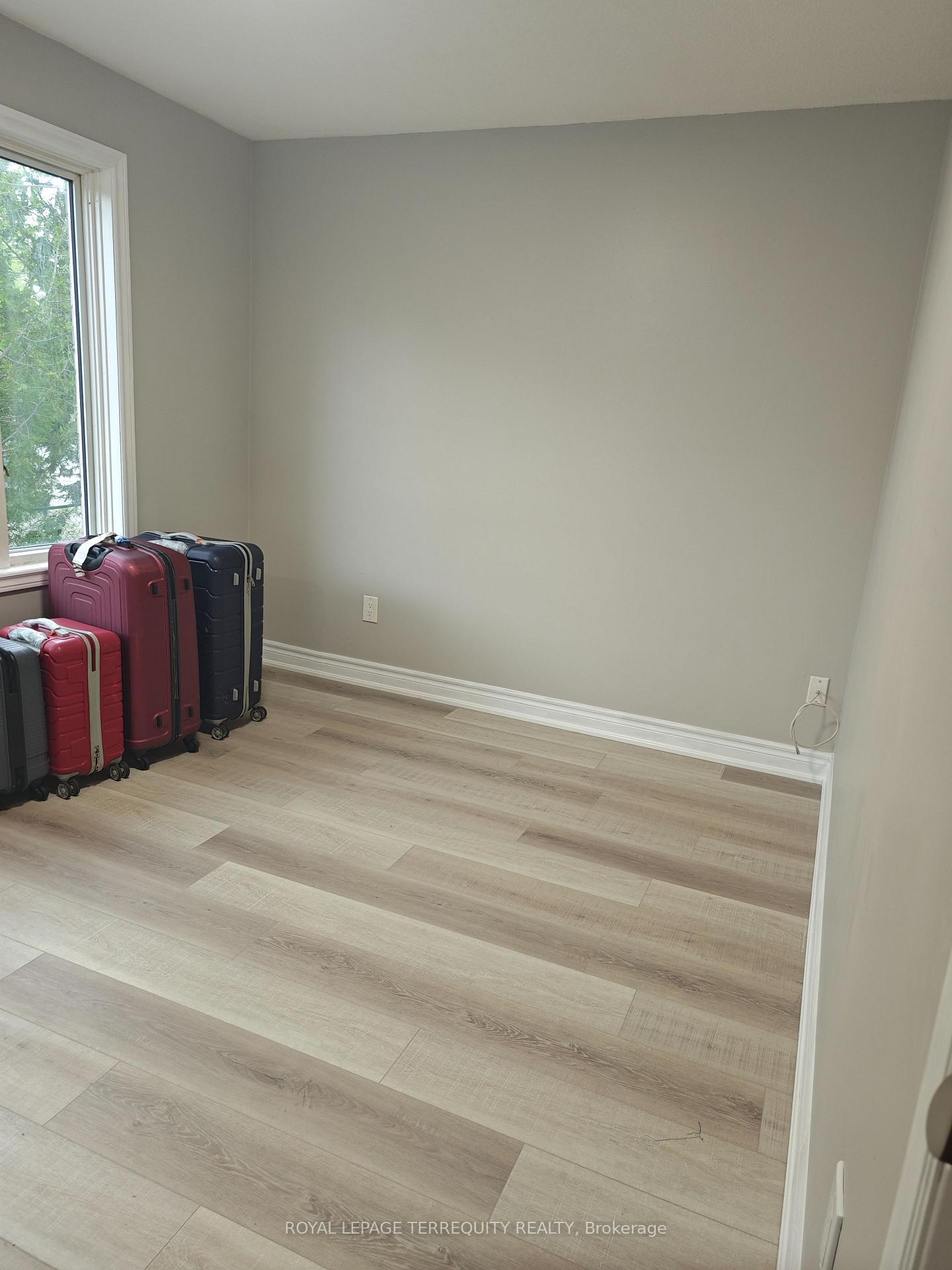 Photo 6 of 1 Melissa Street, Parry Sound — HOMEH