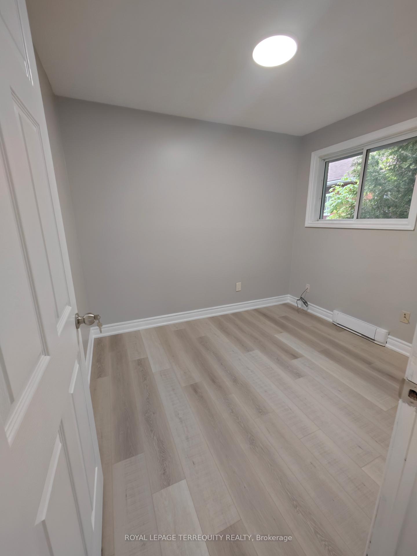 Photo 7 of 1 Melissa Street, Parry Sound — HOMEH