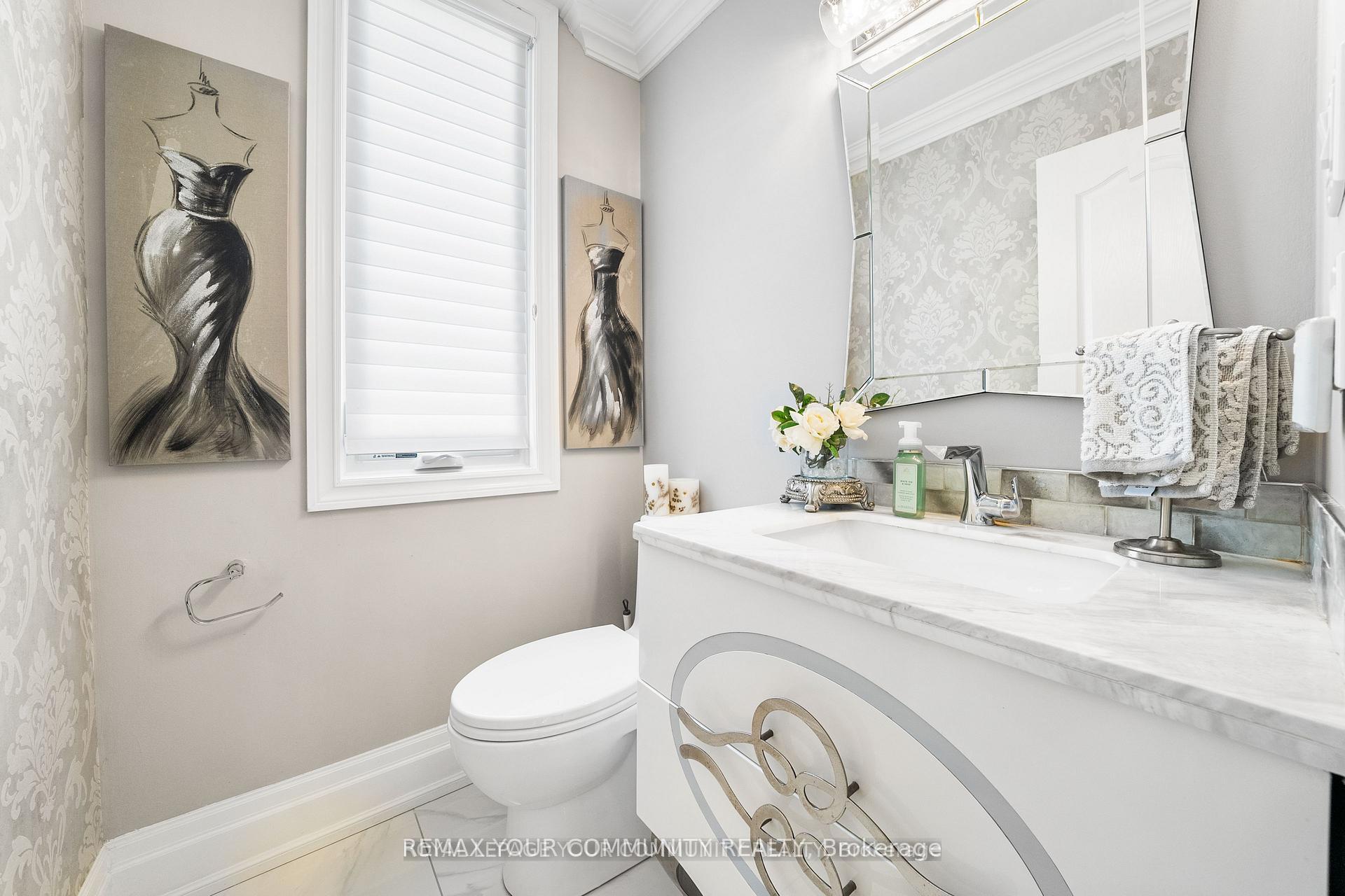 Photo 13 of 37 Copperstone Crescent, Richmond Hill, Rouge Woods — HOMEH