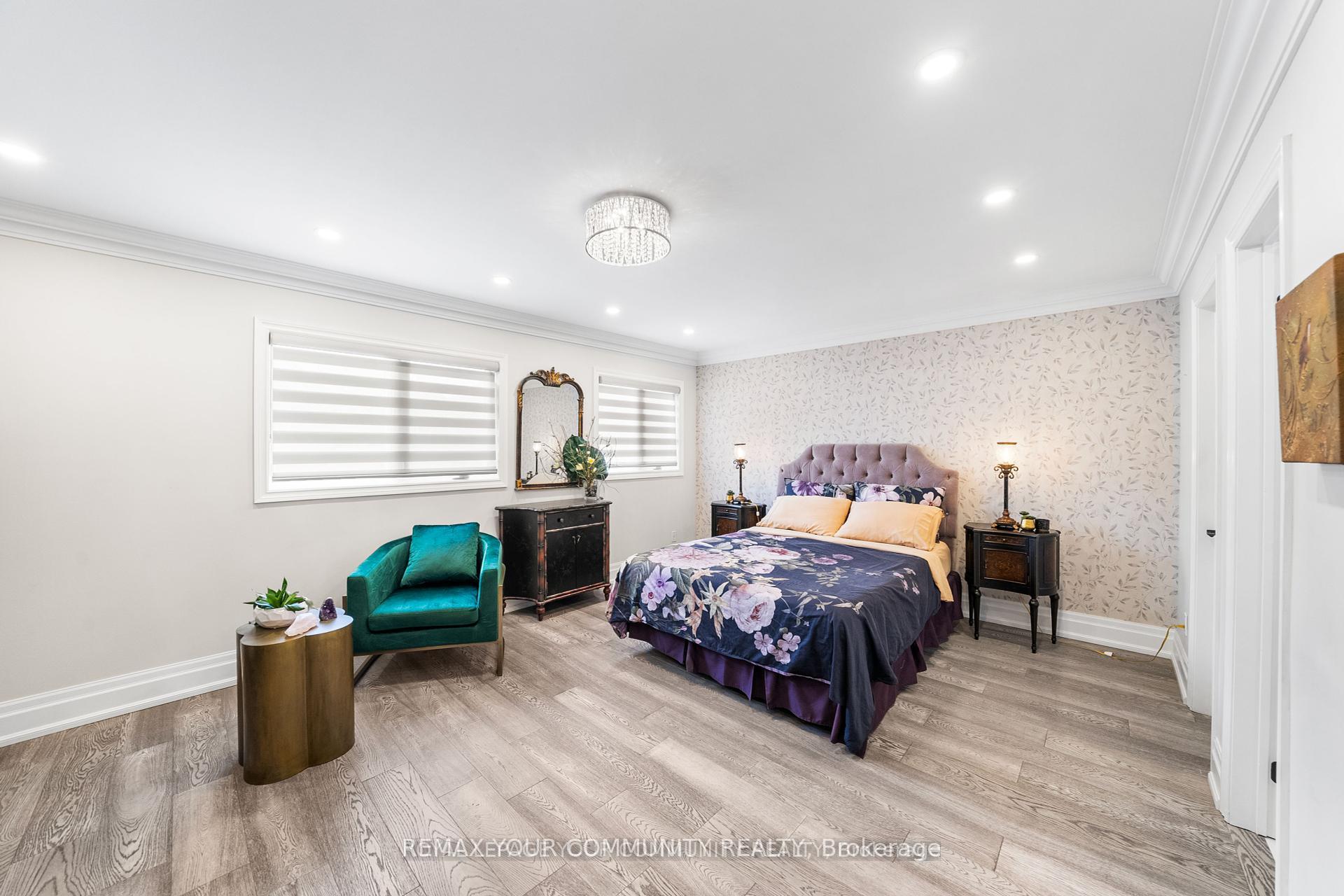 Photo 16 of 37 Copperstone Crescent, Richmond Hill, Rouge Woods — HOMEH