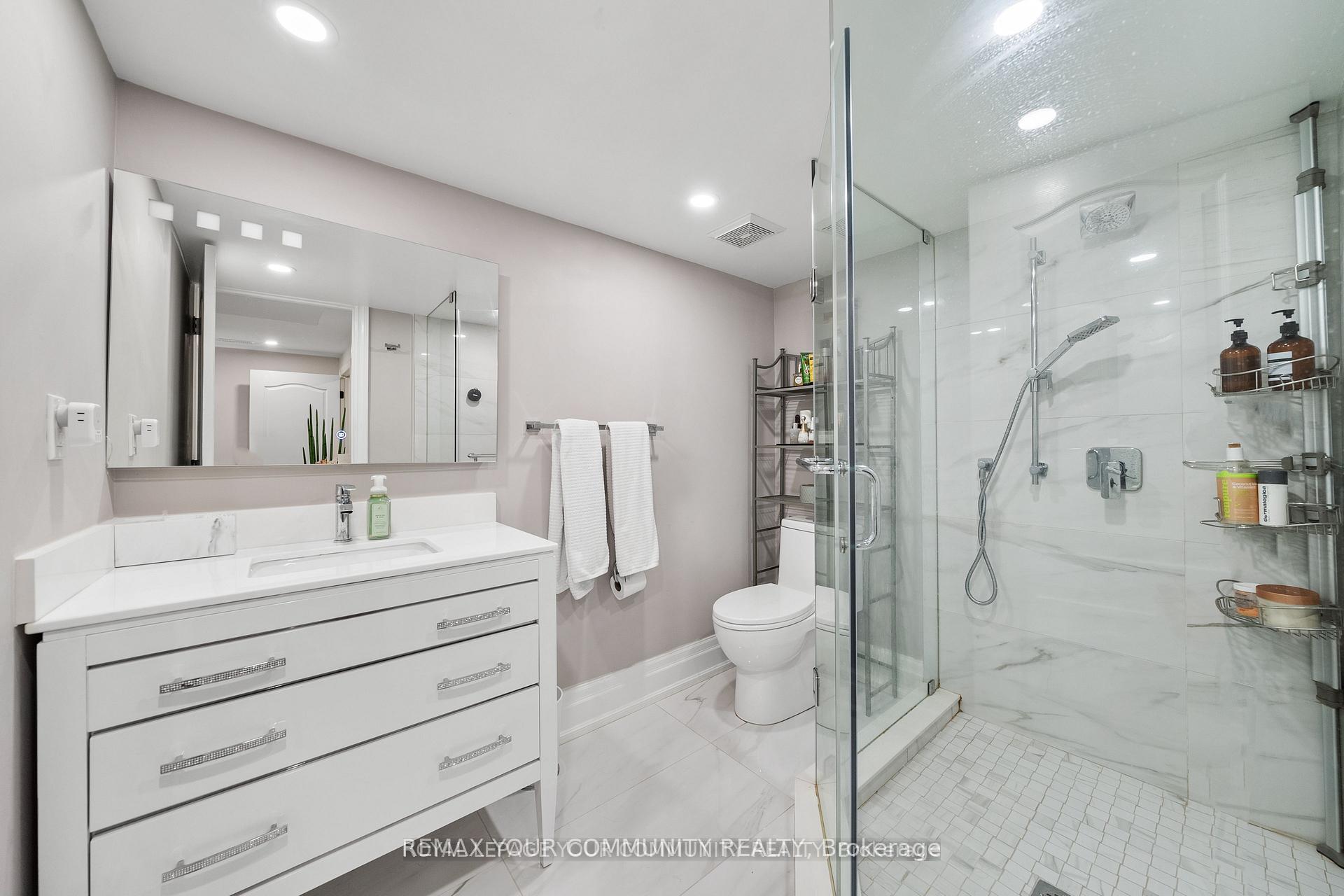 Photo 39 of 37 Copperstone Crescent, Richmond Hill, Rouge Woods — HOMEH