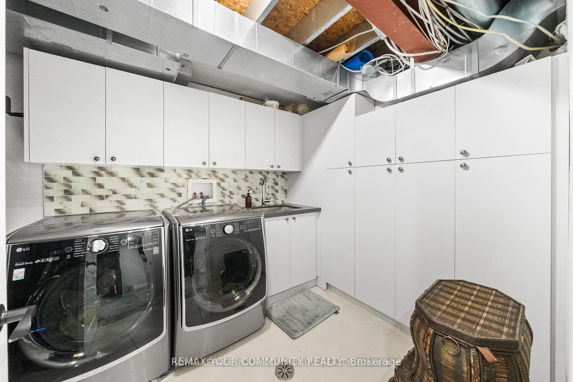 Photo 44 of 37 Copperstone Crescent, Richmond Hill, Rouge Woods — HOMEH