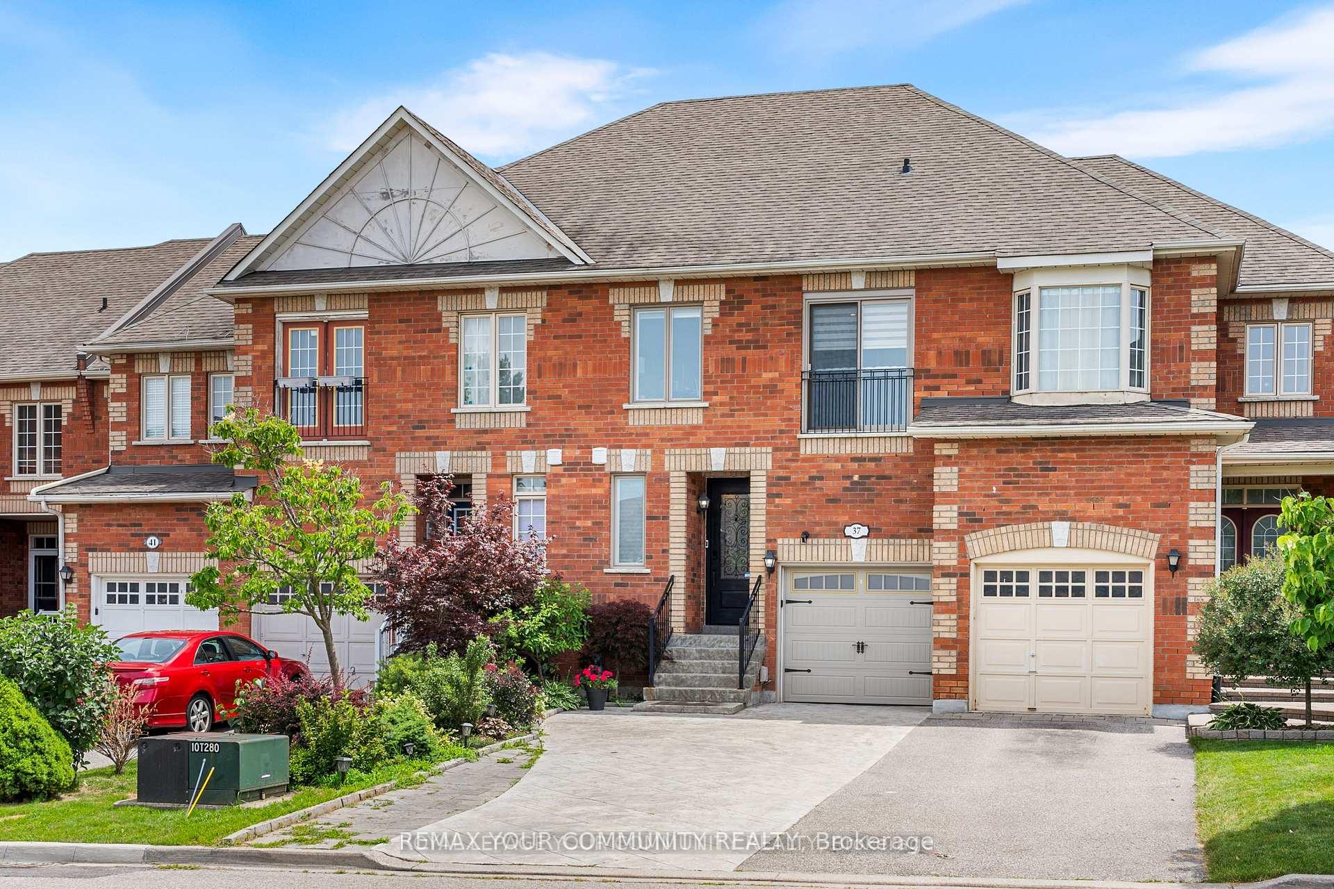 Front of 37 Copperstone Crescent