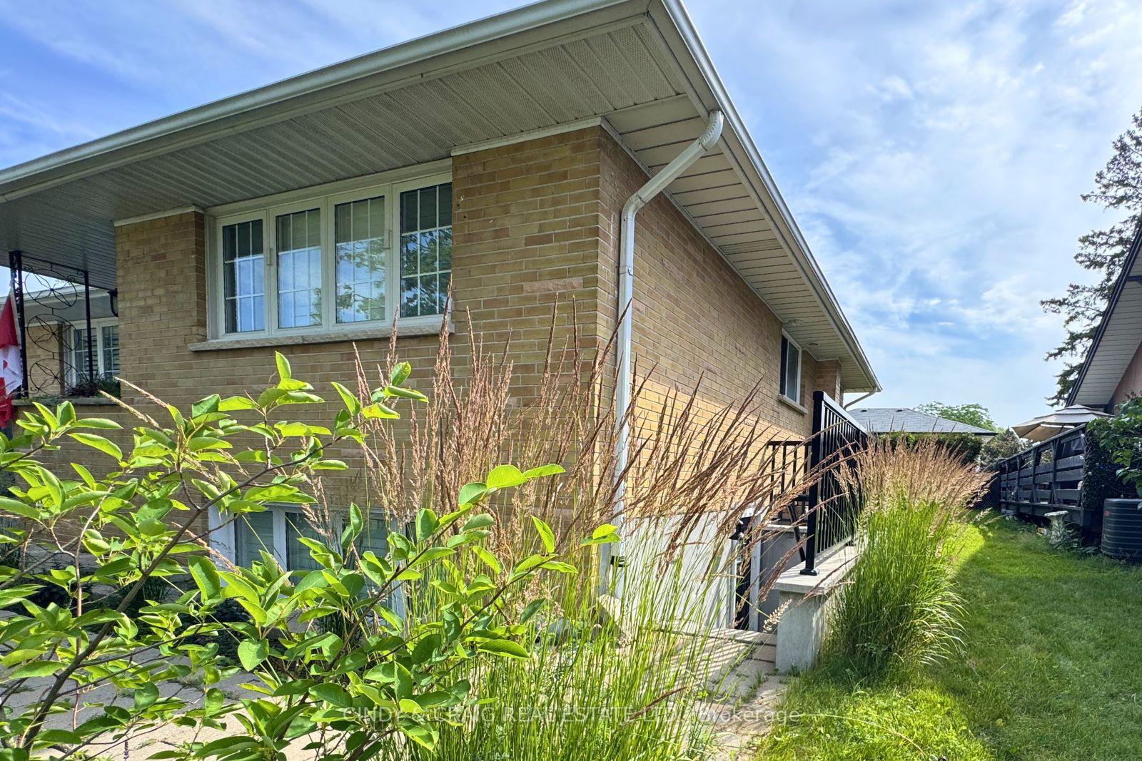 Photo 2 of Unit Basement, 679 Oshawa Boulevard N, Oshawa, Centennial — HOMEH