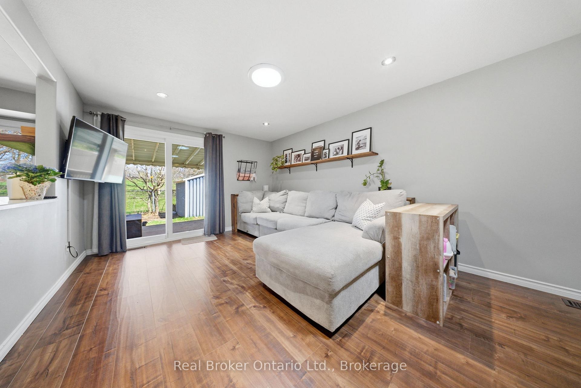 Photo 13 of 58 Leacock Avenue, Guelph, Grange Road — HOMEH