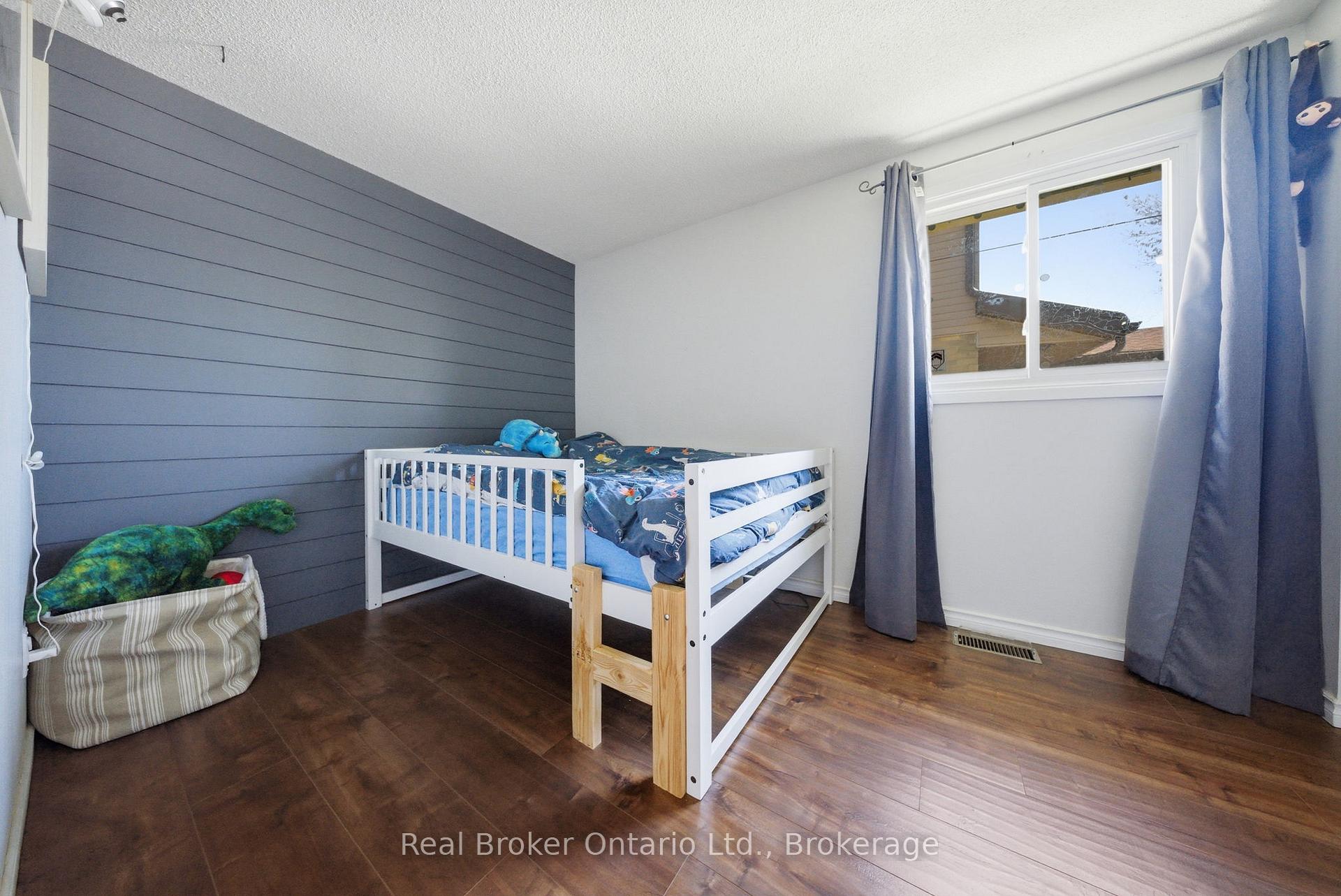 Photo 25 of 58 Leacock Avenue, Guelph, Grange Road — HOMEH