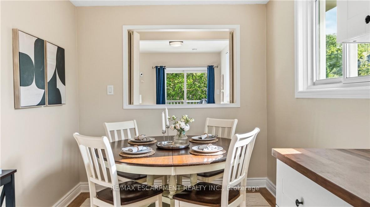 Photo 14 of 17 Alba Street, Hamilton, Stoney Creek — HOMEH
