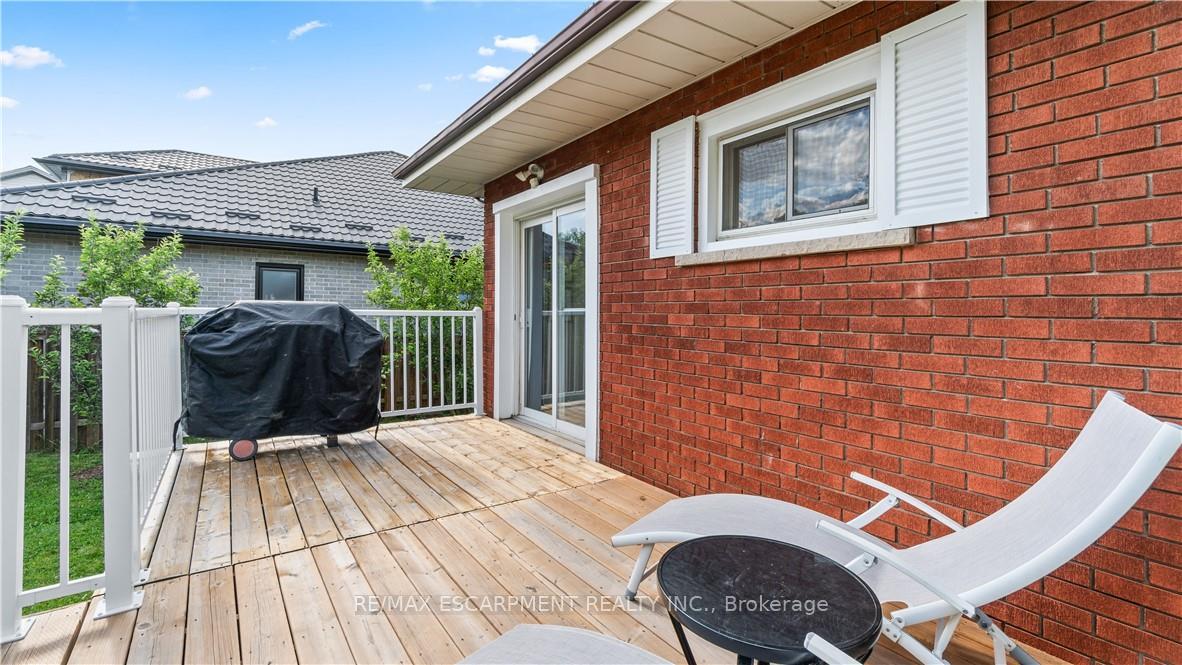 Photo 42 of 17 Alba Street, Hamilton, Stoney Creek — HOMEH