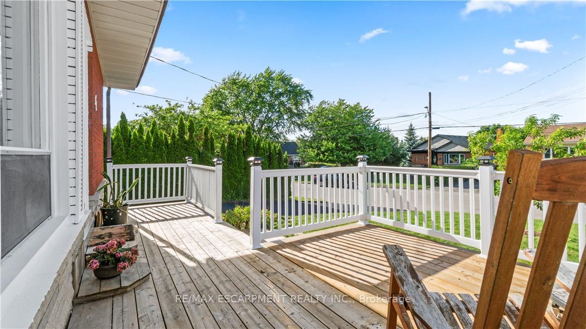 Photo 43 of 17 Alba Street, Hamilton, Stoney Creek — HOMEH
