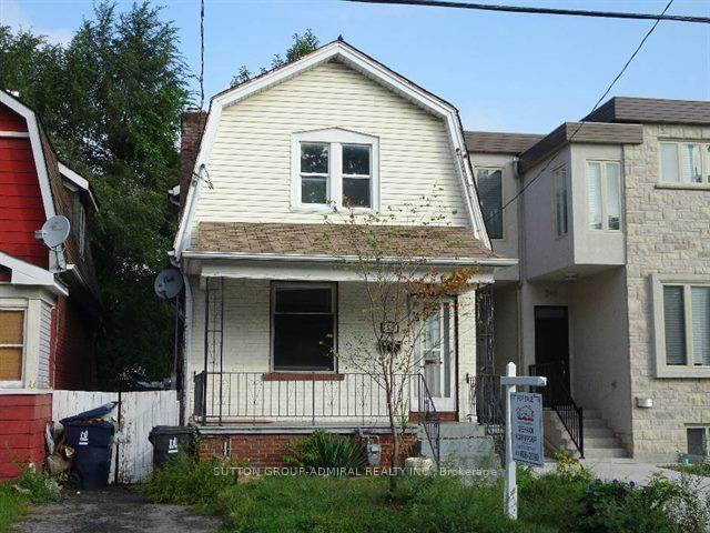 Photo 1 of 238 Lumsden Avenue, Toronto, Woodbine-Lumsden — HOMEH