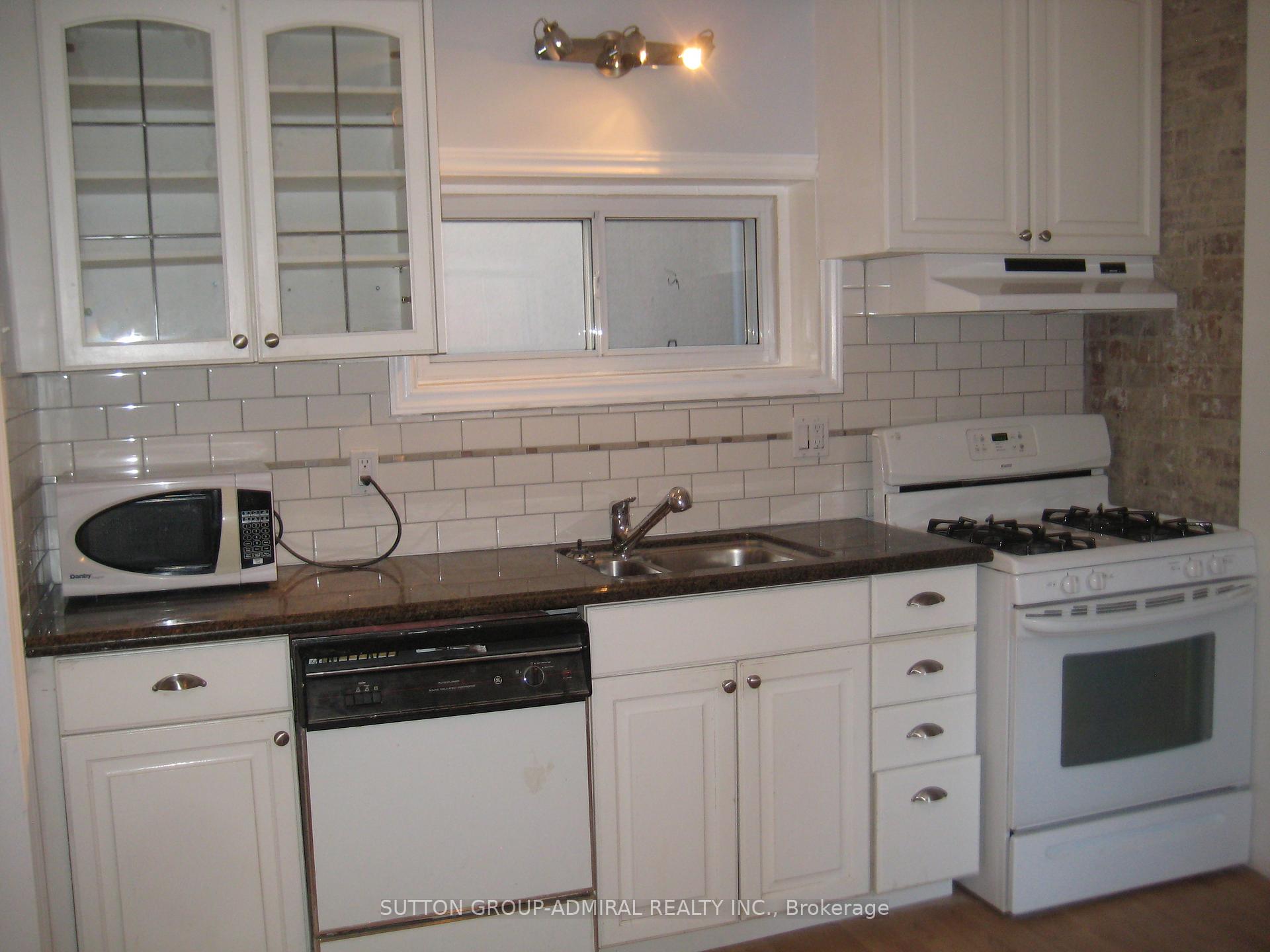 Photo 4 of 238 Lumsden Avenue, Toronto, Woodbine-Lumsden — HOMEH