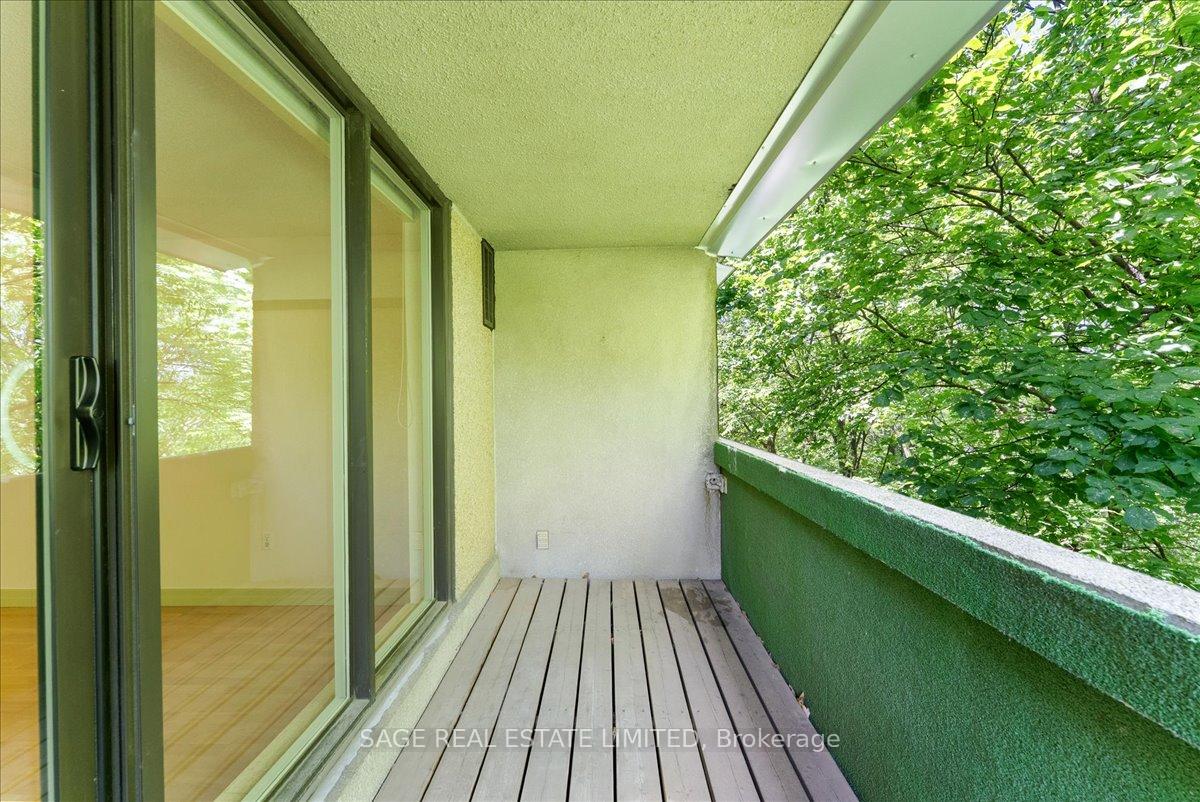 Photo 10 of Unit 209, 360 Bloor Street E, Toronto, Rosedale-Moore Park — HOMEH