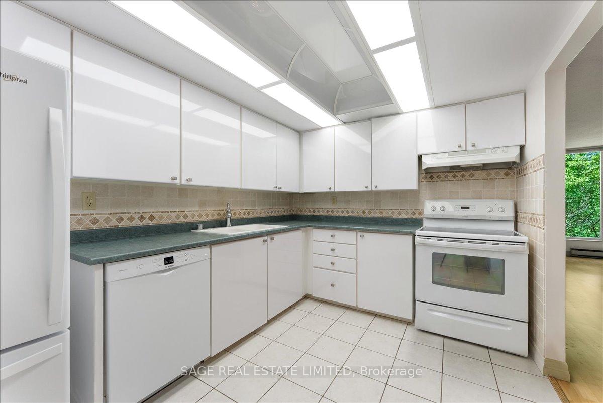 Photo 13 of Unit 209, 360 Bloor Street E, Toronto, Rosedale-Moore Park — HOMEH