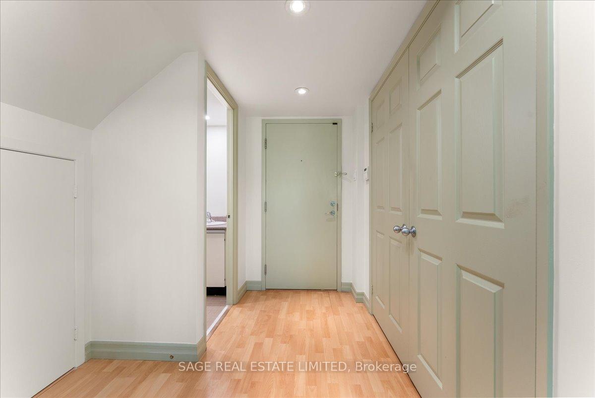 Photo 14 of Unit 209, 360 Bloor Street E, Toronto, Rosedale-Moore Park — HOMEH