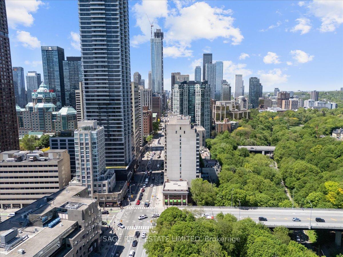 Photo 44 of Unit 209, 360 Bloor Street E, Toronto, Rosedale-Moore Park — HOMEH