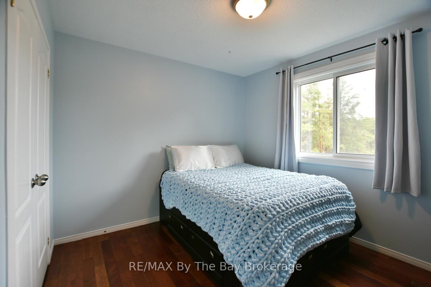Photo 20 of 215 Montreal Street, Clearview, Stayner — HOMEH