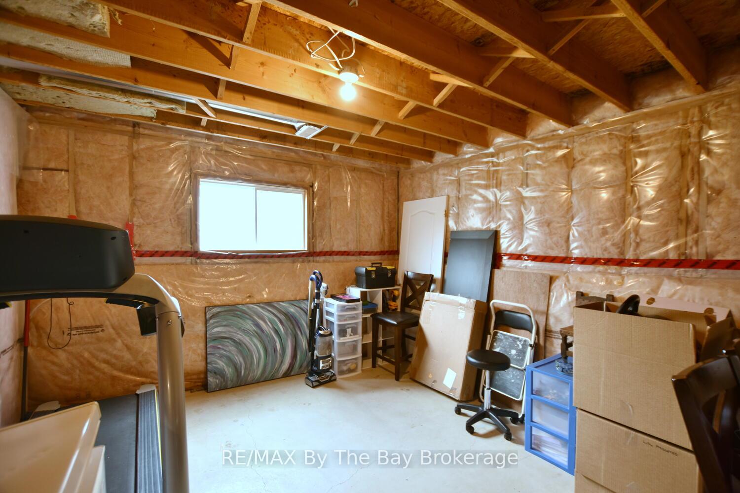 Photo 29 of 215 Montreal Street, Clearview, Stayner — HOMEH