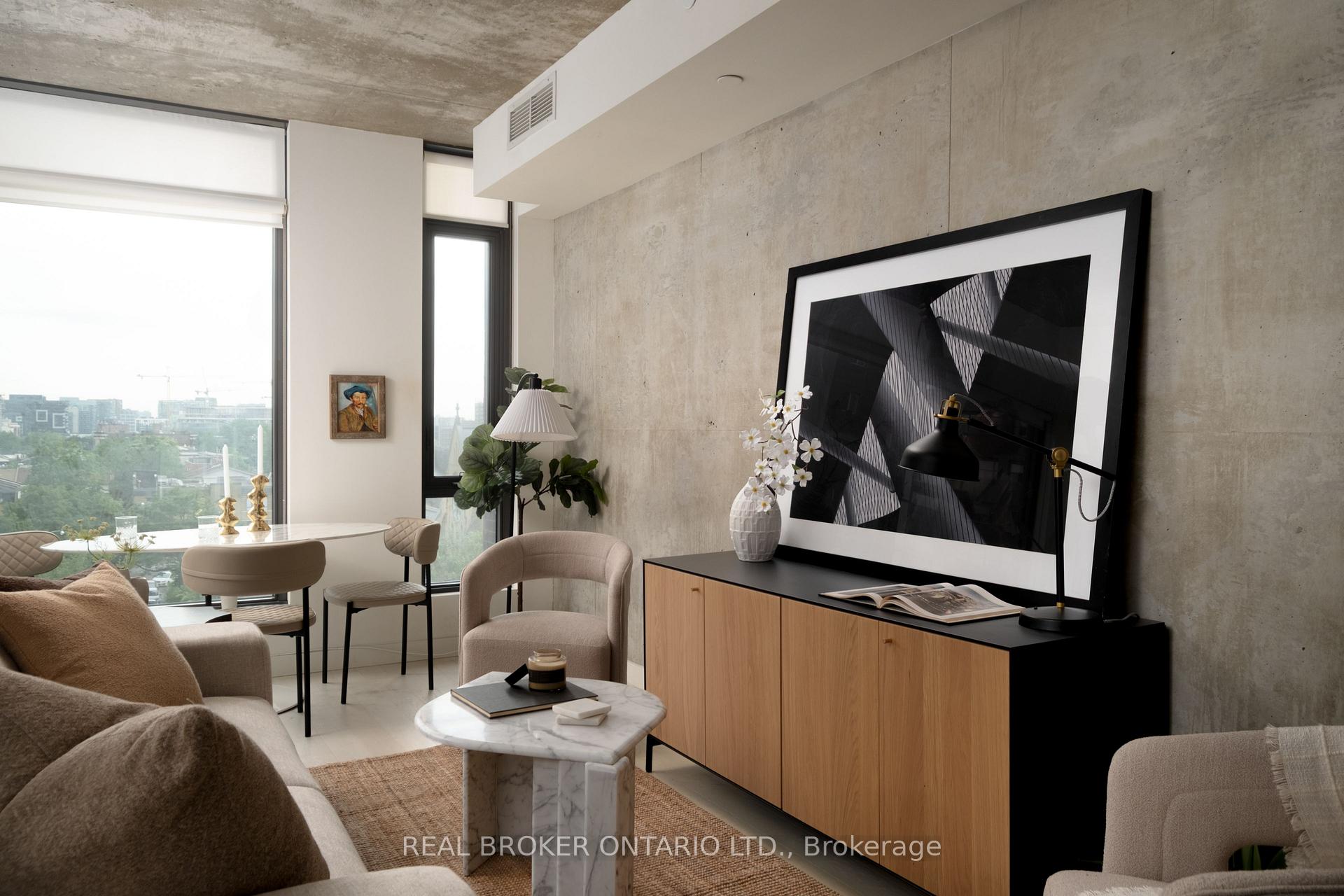 Photo 3 of Unit 508, 111 Bathurst Street, Toronto, Waterfront Communities — HOMEH