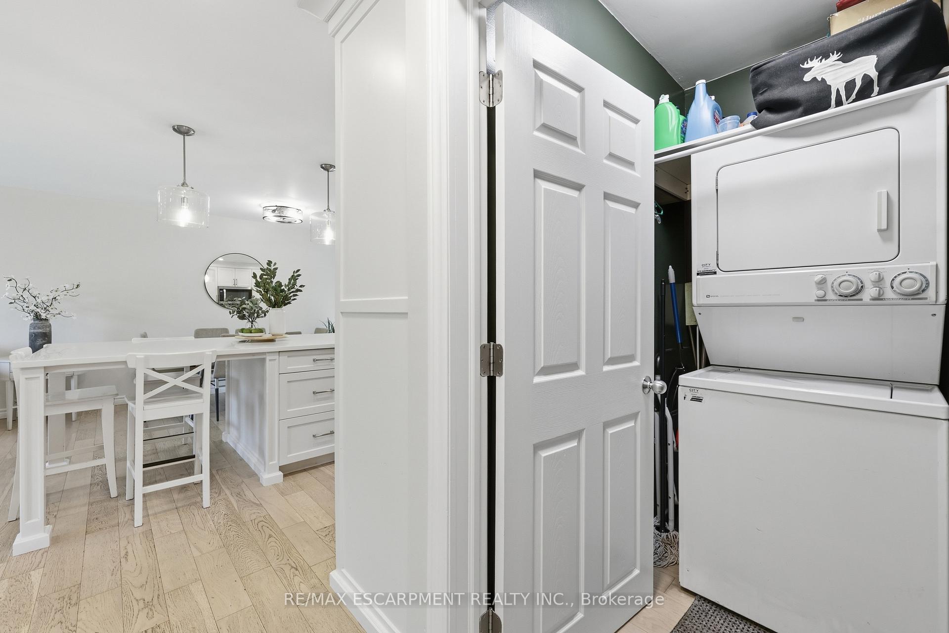 Photo 16 of 52 Grand Avenue, Haldimand — HOMEH