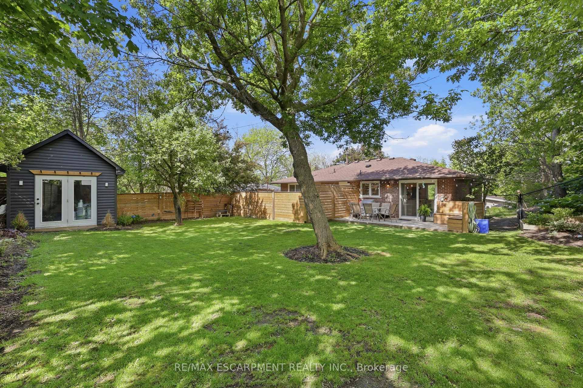 Photo 17 of 52 Grand Avenue, Haldimand — HOMEH