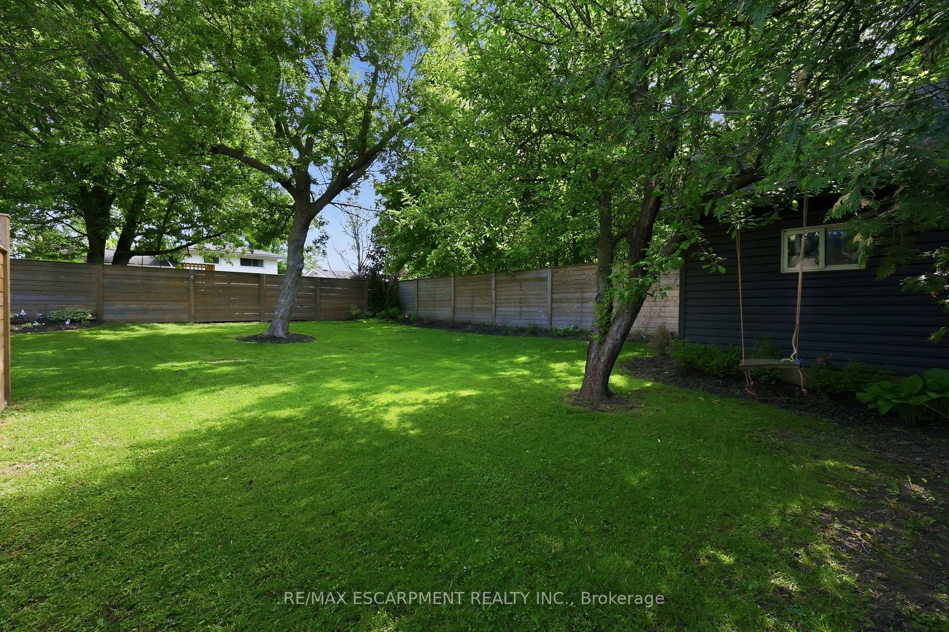 Photo 21 of 52 Grand Avenue, Haldimand — HOMEH