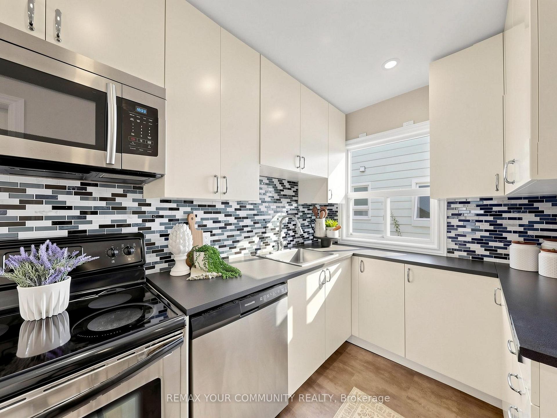 Photo 11 of 11 Nelson Avenue, Ajax, Central — HOMEH