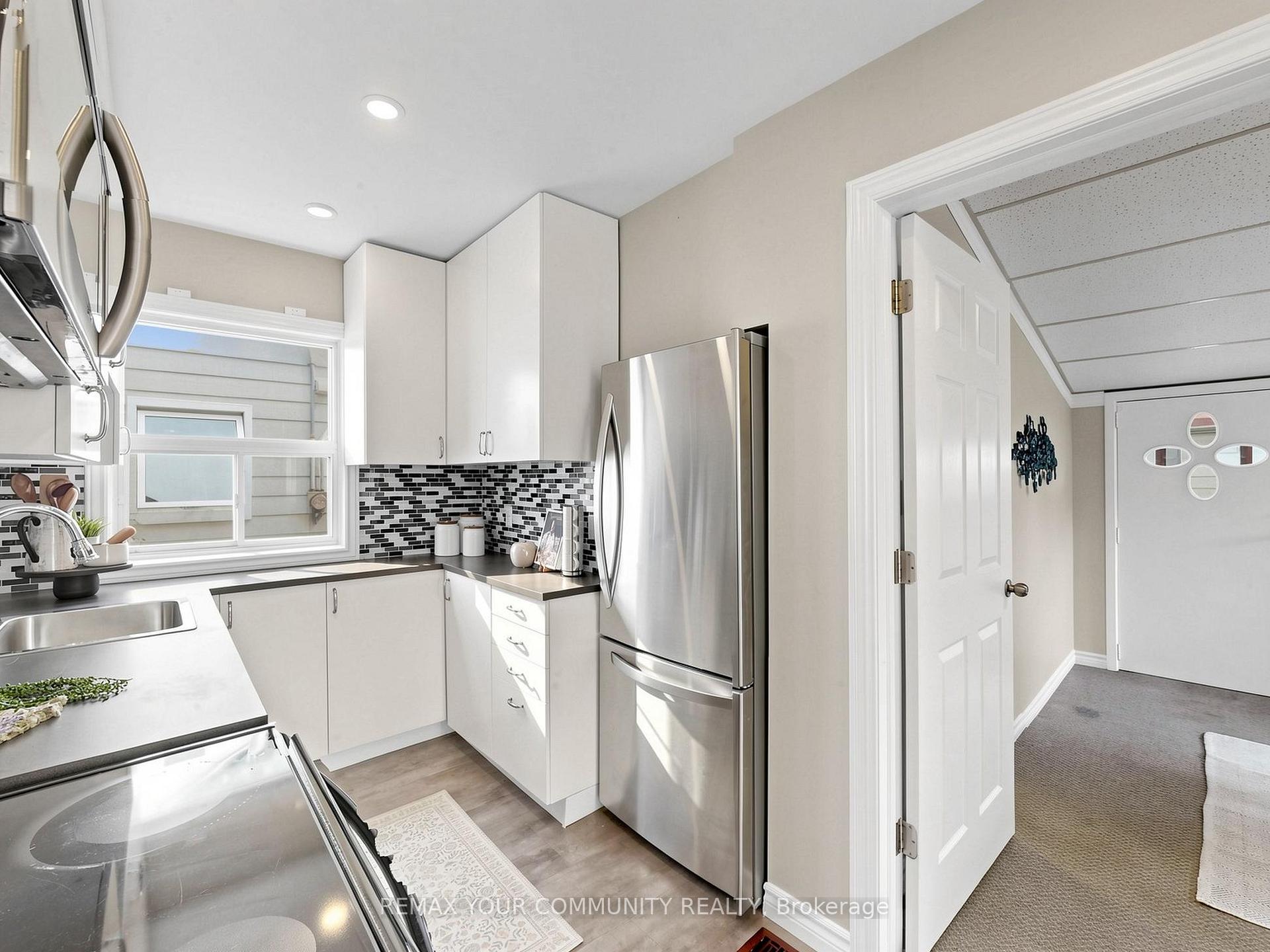 Photo 13 of 11 Nelson Avenue, Ajax, Central — HOMEH