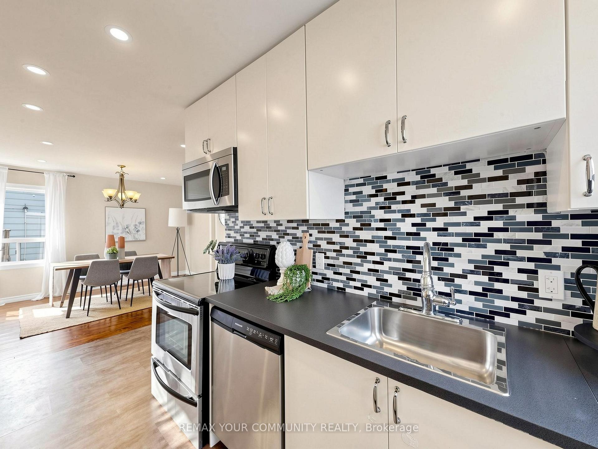 Photo 14 of 11 Nelson Avenue, Ajax, Central — HOMEH