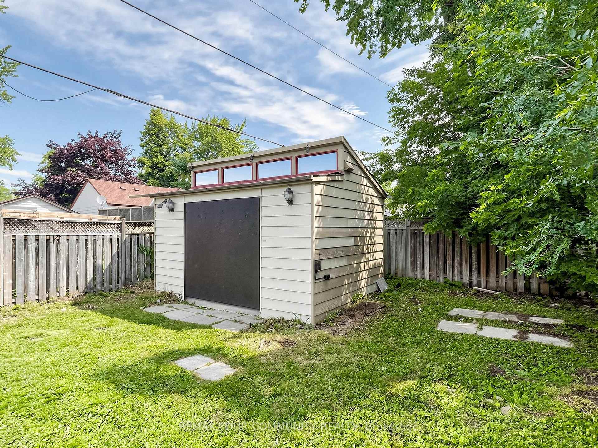 Photo 48 of 11 Nelson Avenue, Ajax, Central — HOMEH