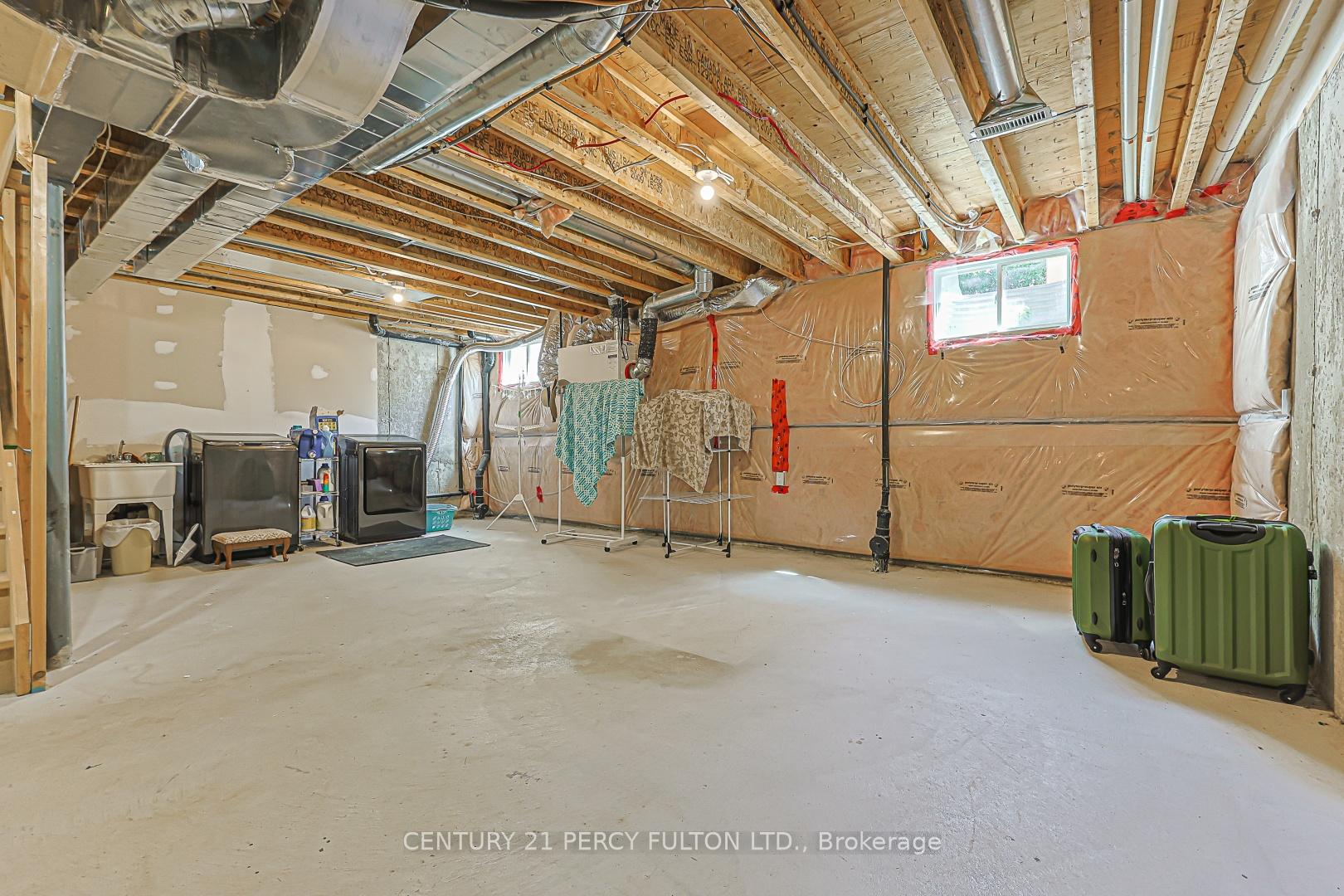Photo 42 of 42 Arthur Case Crescent, East Gwillimbury, Mt Albert — HOMEH