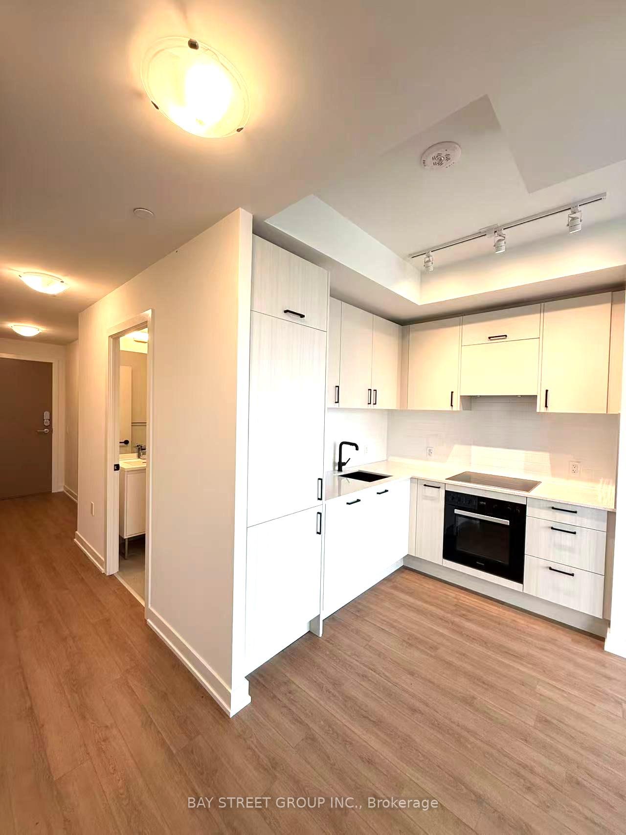 Photo 7 of Unit 1507, 5 Quarrington Line, North York, Banbury-Don Mills — HOMEH