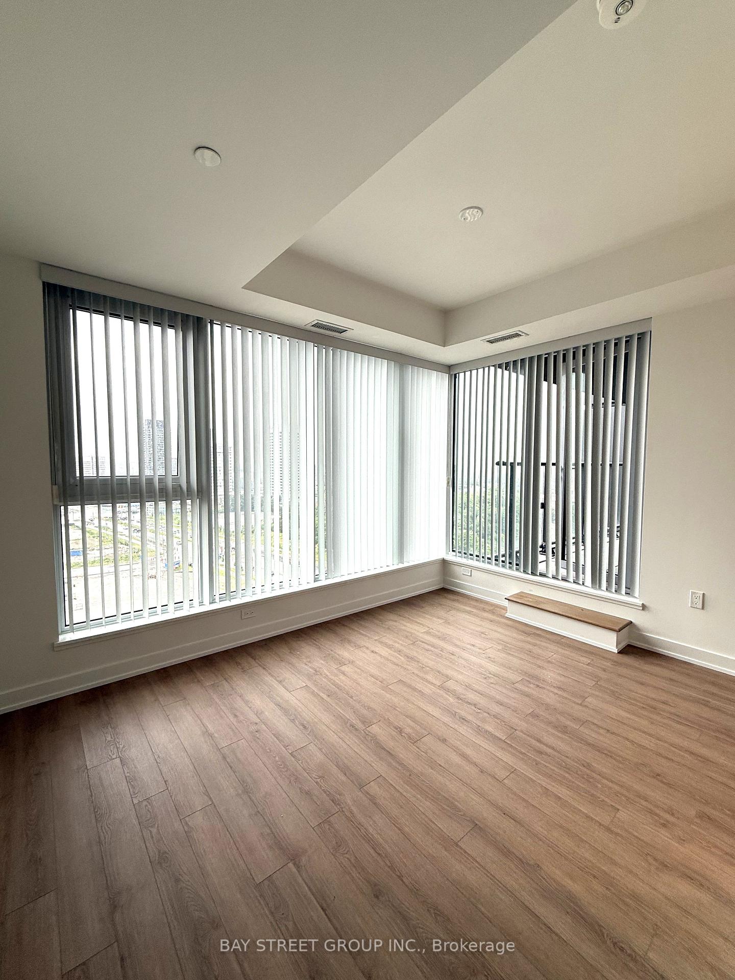 Photo 8 of Unit 1507, 5 Quarrington Line, North York, Banbury-Don Mills — HOMEH