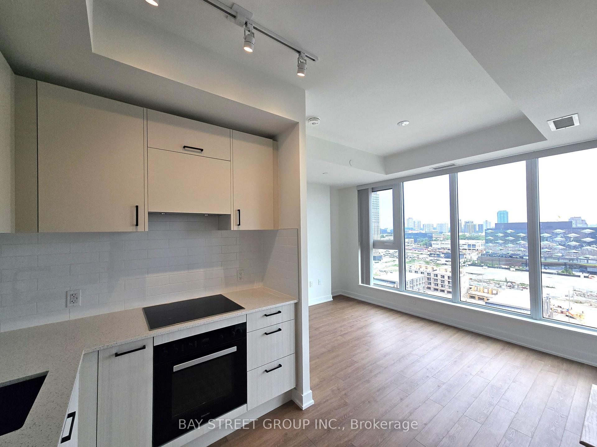 Photo 9 of Unit 1507, 5 Quarrington Line, North York, Banbury-Don Mills — HOMEH