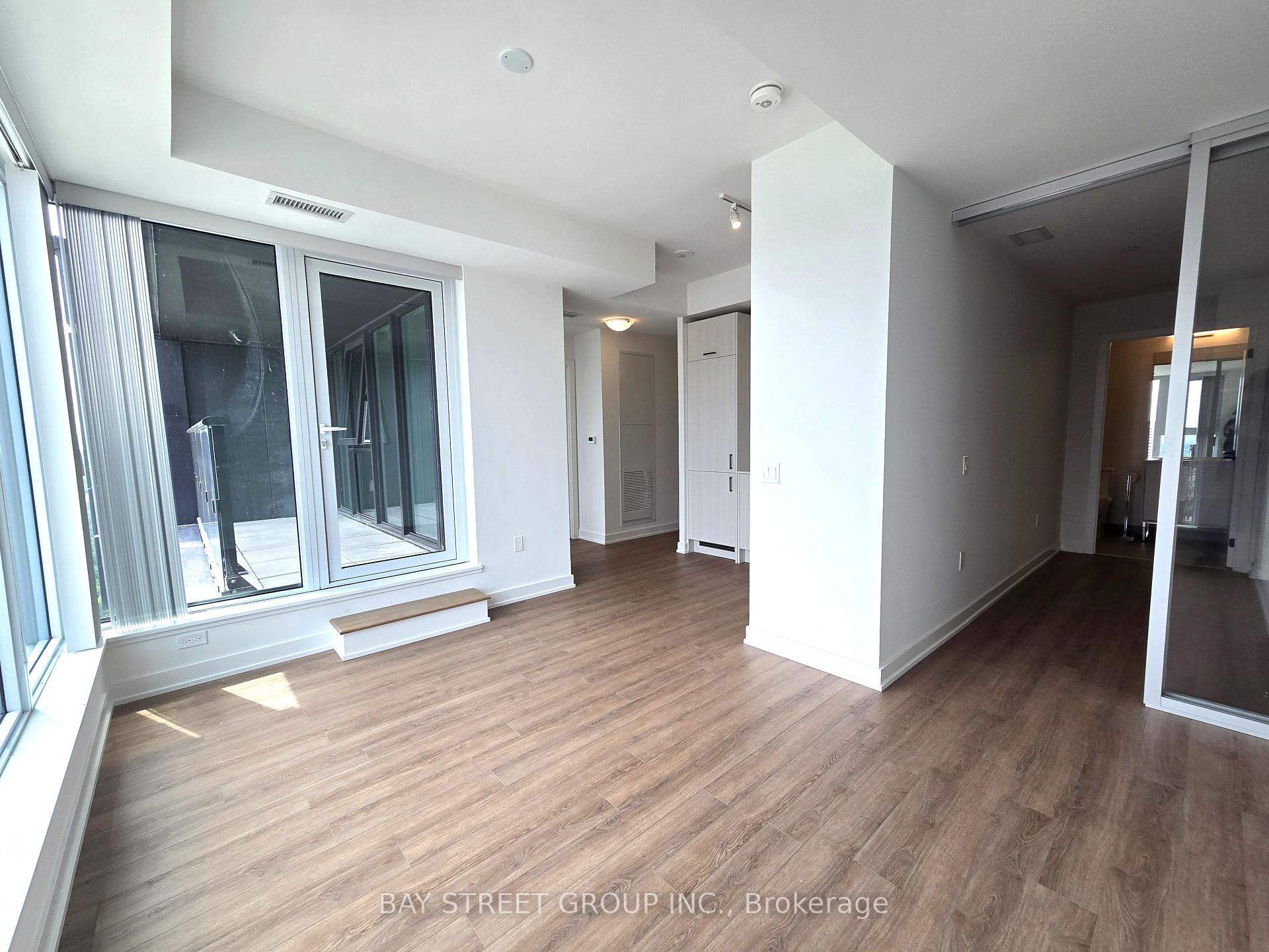 Photo 11 of Unit 1507, 5 Quarrington Line, North York, Banbury-Don Mills — HOMEH