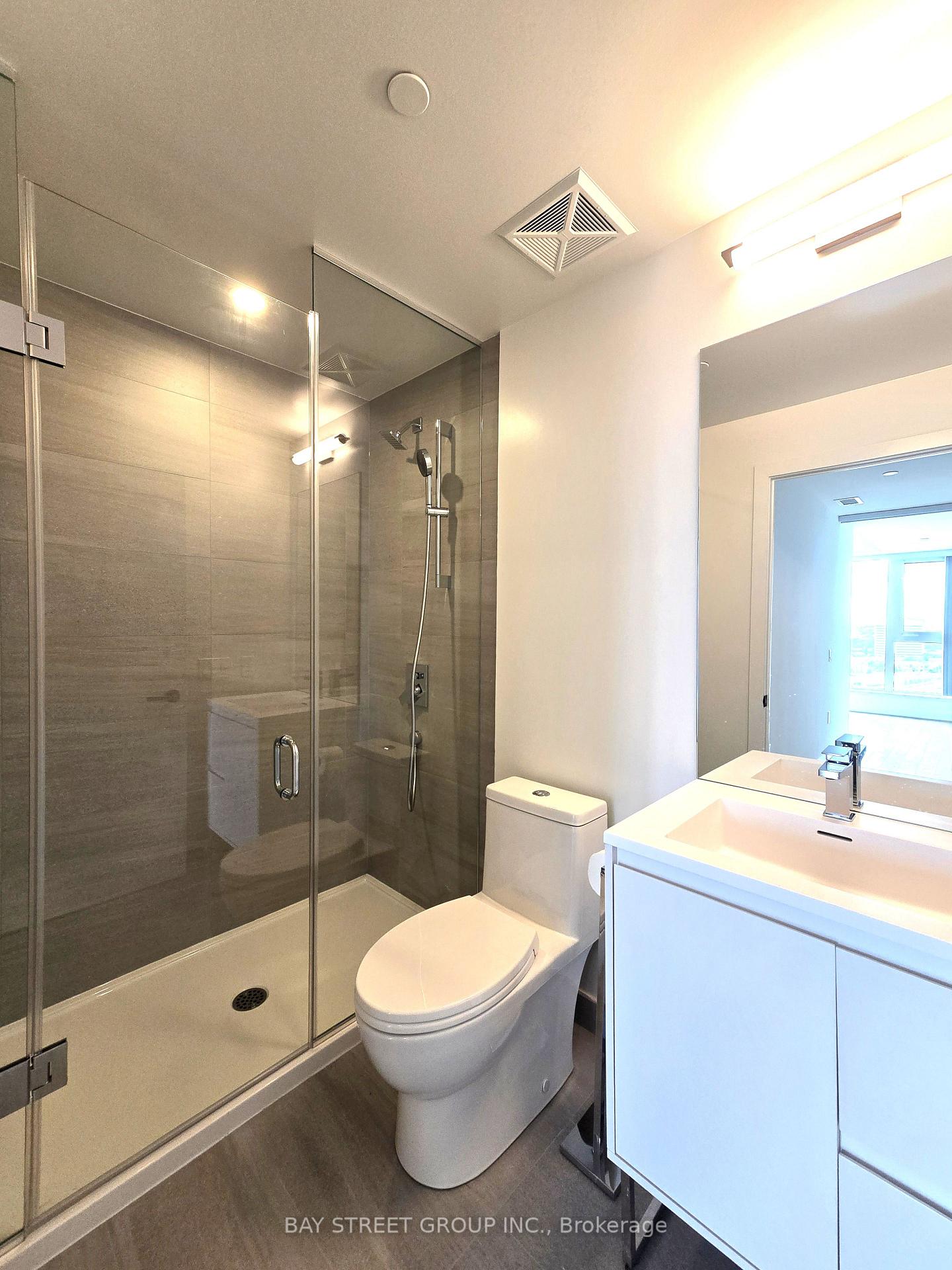 Photo 15 of Unit 1507, 5 Quarrington Line, North York, Banbury-Don Mills — HOMEH