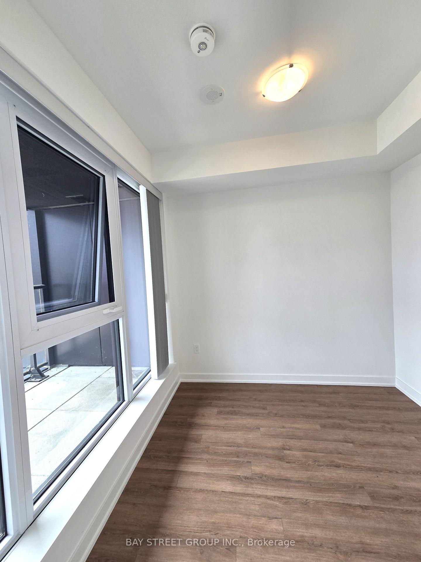 Photo 17 of Unit 1507, 5 Quarrington Line, North York, Banbury-Don Mills — HOMEH