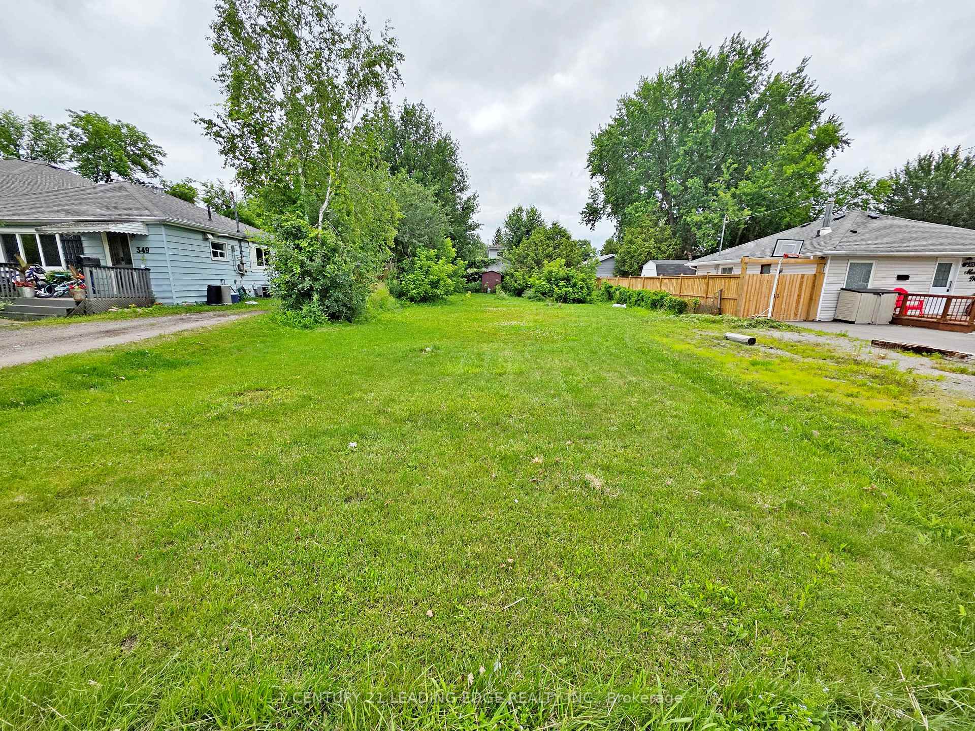 Photo 10 of 351 Miami Drive, Georgina, Keswick South — HOMEH