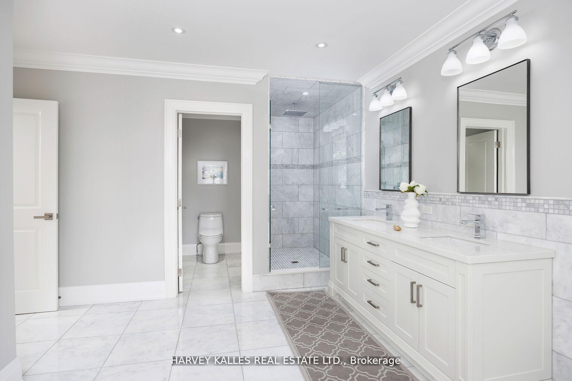 Photo 36 of 38 Westmount Park Road, Etobicoke, Humber Heights — HOMEH