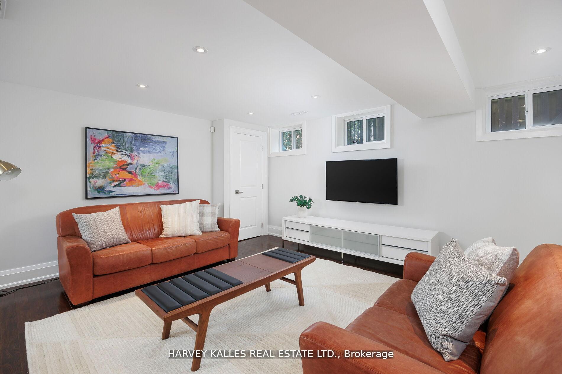 Photo 45 of 38 Westmount Park Road, Etobicoke, Humber Heights — HOMEH