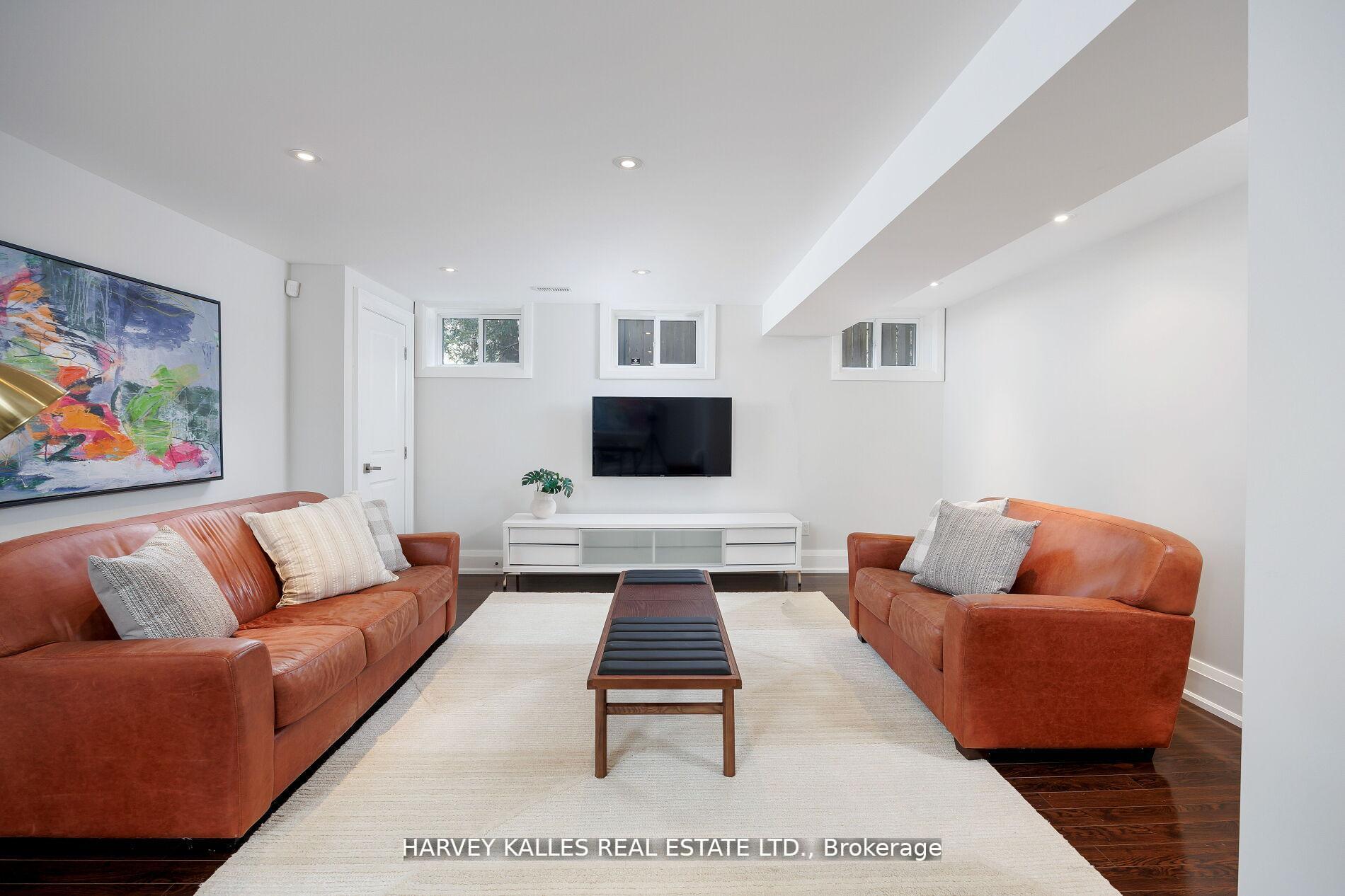 Photo 46 of 38 Westmount Park Road, Etobicoke, Humber Heights — HOMEH