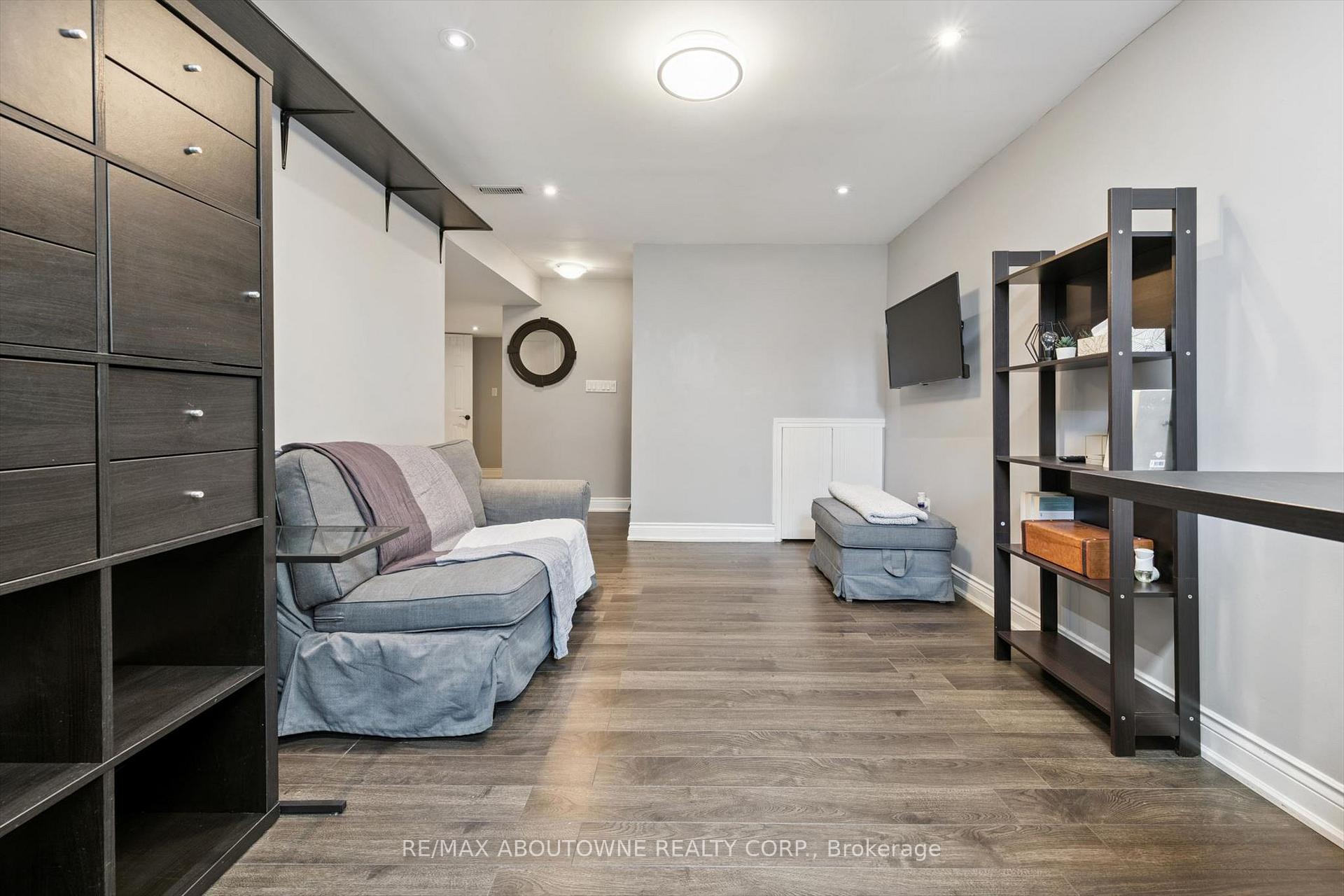 Photo 29 of 395 Maidstone Crescent, Oakville, Glen Abbey — HOMEH