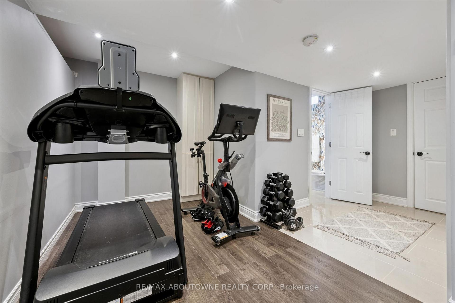 Photo 30 of 395 Maidstone Crescent, Oakville, Glen Abbey — HOMEH